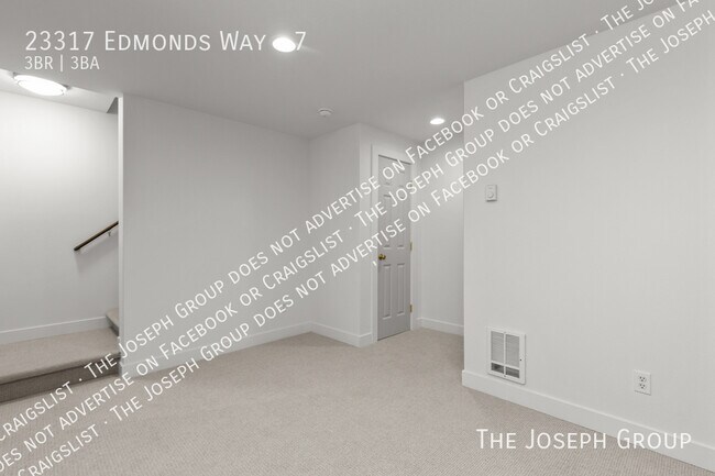 Building Photo - 23317 Edmonds Way