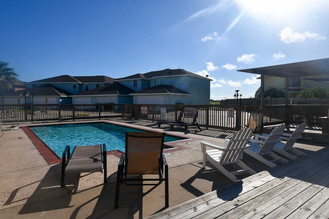Building Photo - 14861 S Padre Island Dr