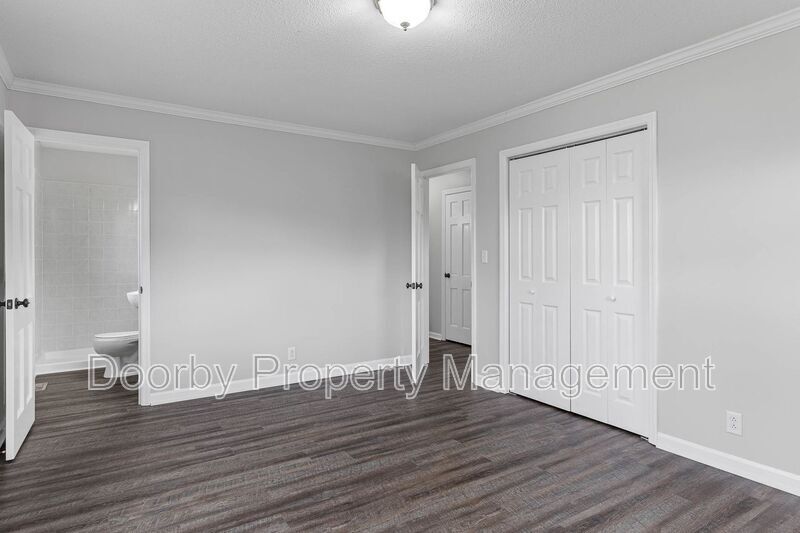 Building Photo - 181 Foster Dr
