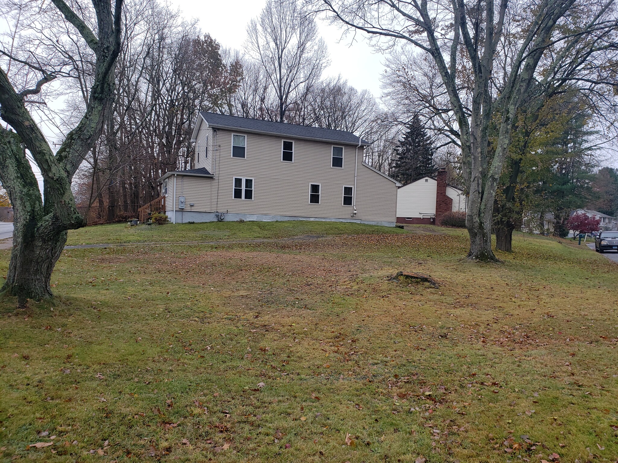 Building Photo - 1895 Reservoir Ave