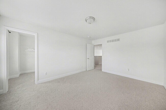 Building Photo - 3105 Millbury Ln