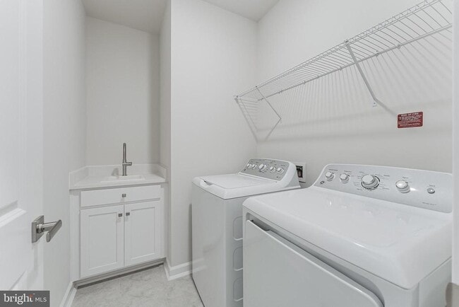 Building Photo - 21815 Express Ter