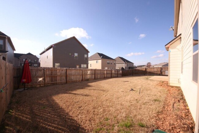 Building Photo - 3415 Pointe Vecchio Cir