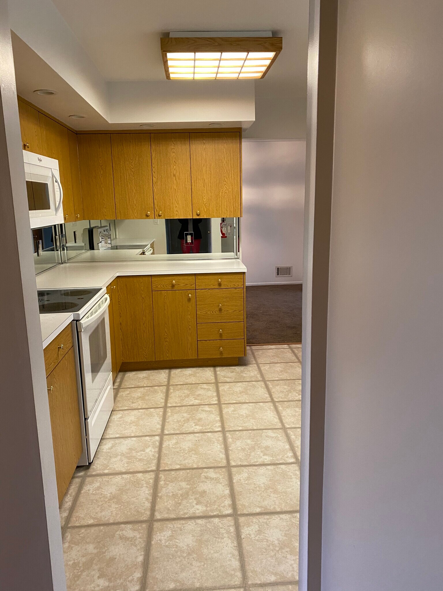 Kitchen - 50 Morgan Rd