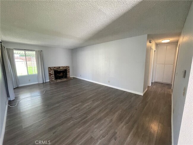 Building Photo - 21333 E Venton St