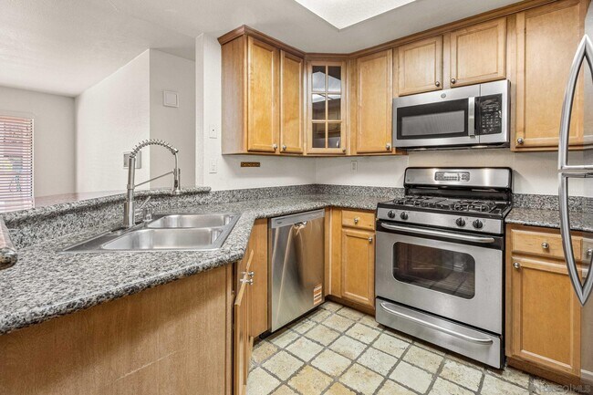 Building Photo - 3877 Pell Pl