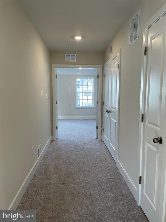 Building Photo - 1809 Parham Wy