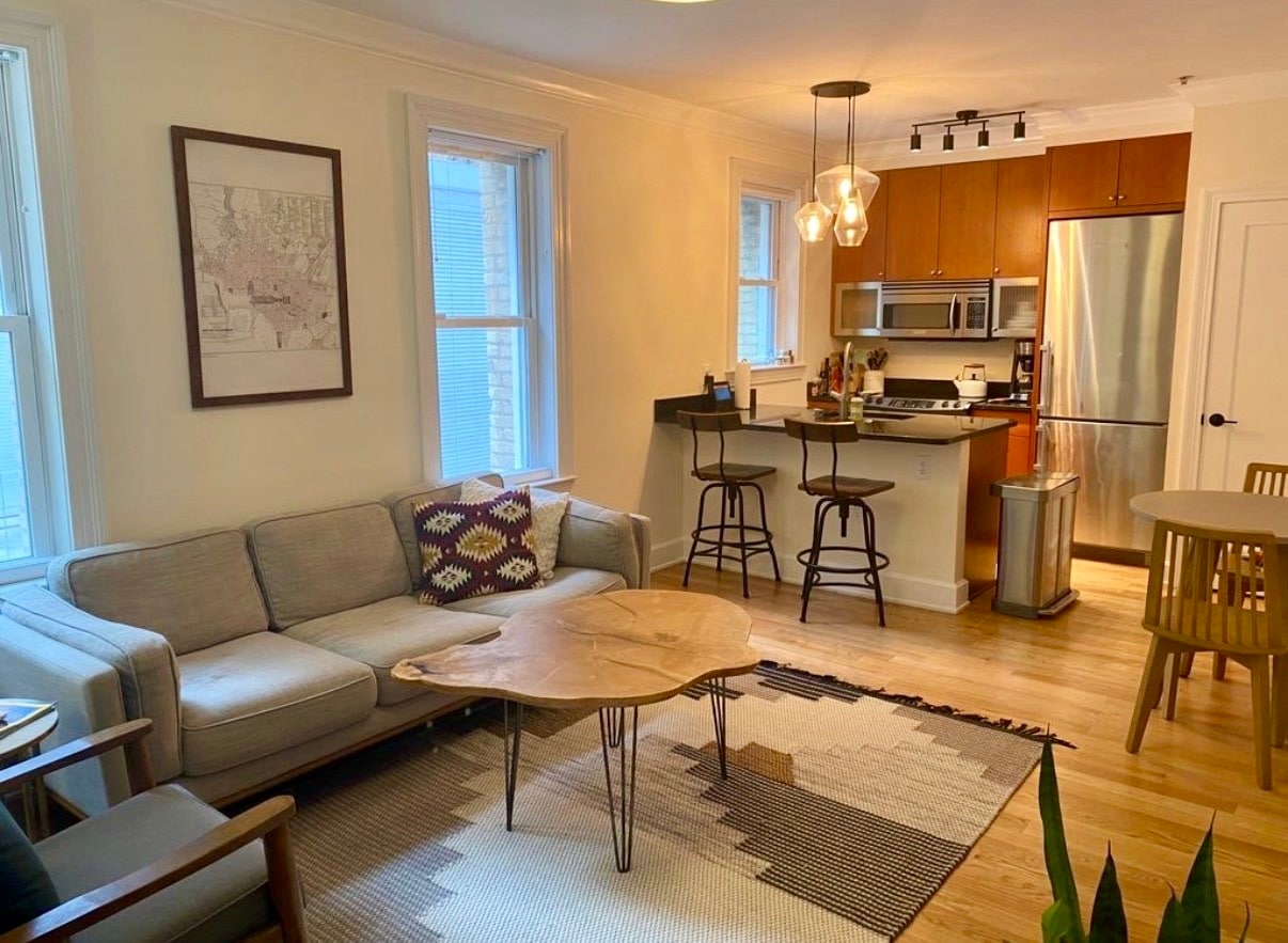 Building Photo - 1121 24th St NW