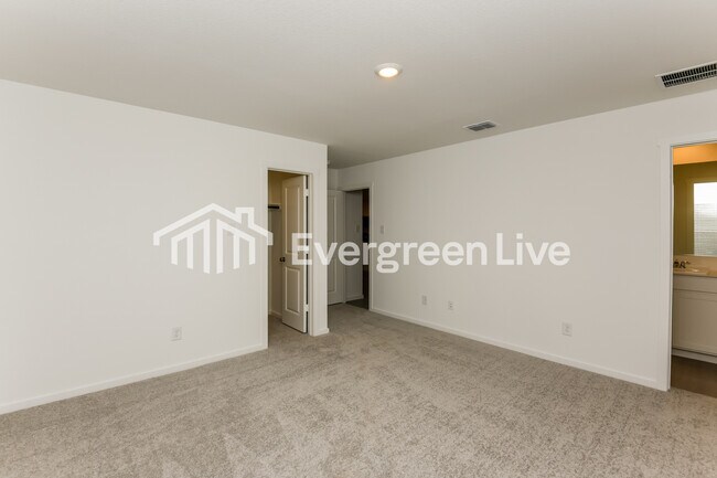 Building Photo - 10716 Dusty Rnch Rd