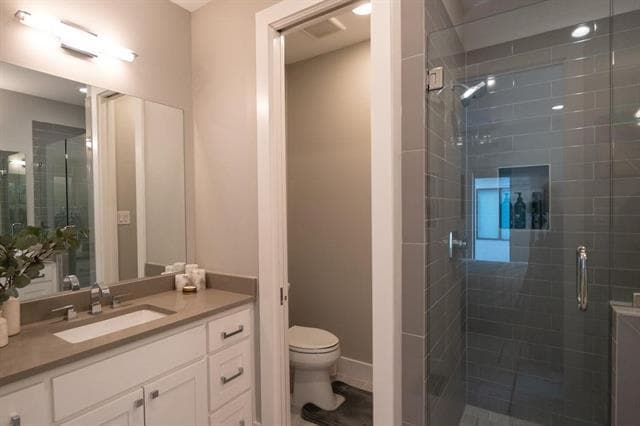 Building Photo - 4925 Camdale Ct