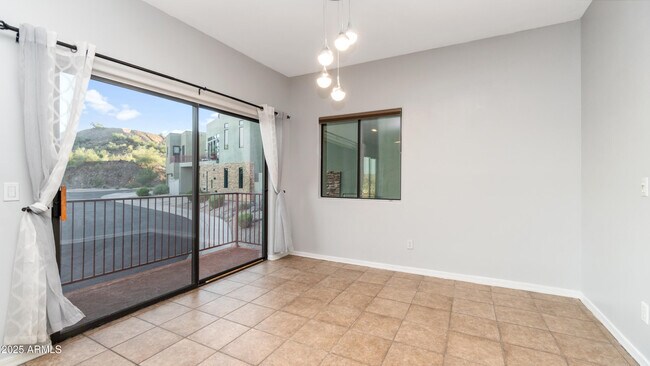 Building Photo - 44 W Foothill Dr