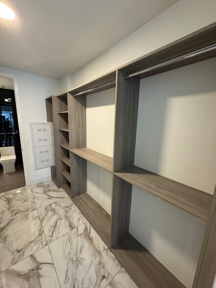 Building Photo - 47 NW 30th St