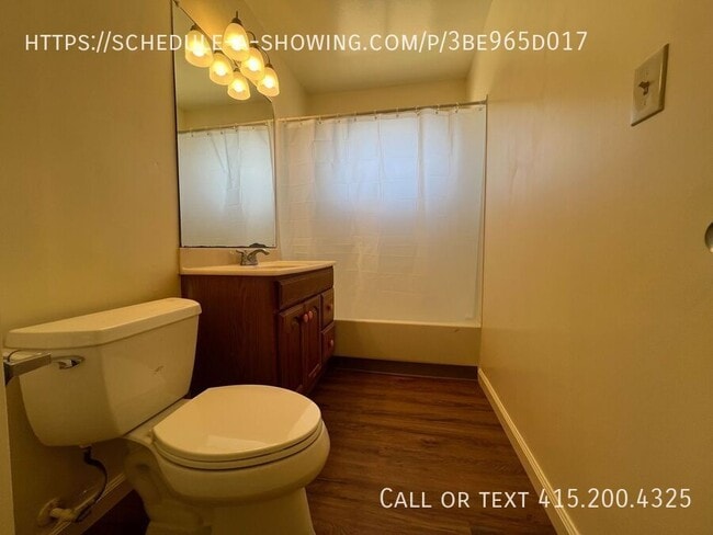 Building Photo - 168 Rosarita Dr
