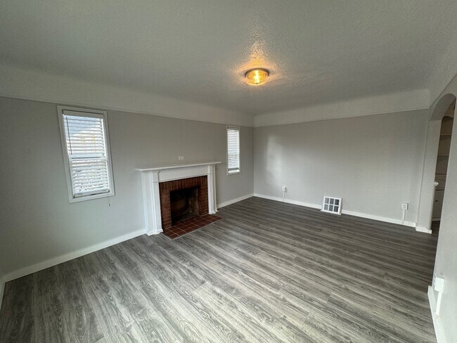 Building Photo - 1079 E 3300 S