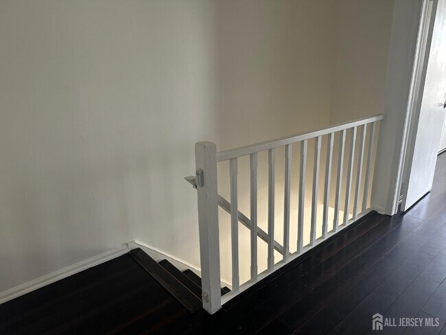 Building Photo - 402 Rittenhouse Ct