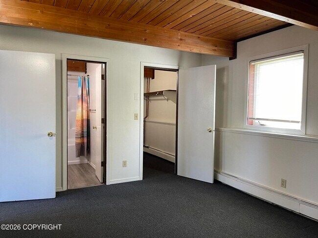 Building Photo - 2805 W 31st Ave