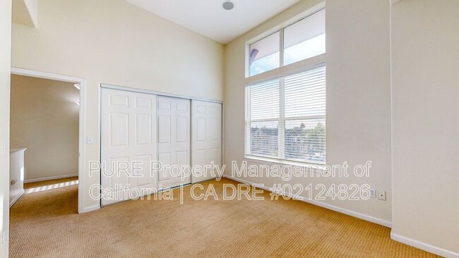 Building Photo - 950 Campoy St