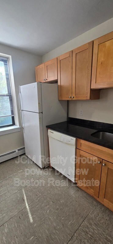 Building Photo - 9 Victory Rd