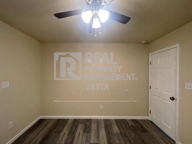 Building Photo - Brand New Two Bedroom Townhome in Warner R...