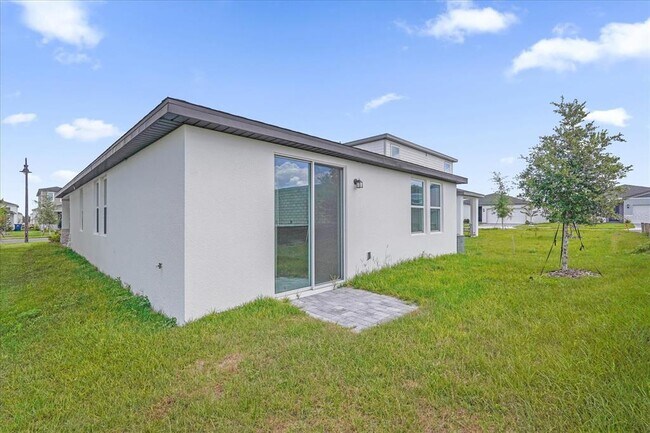 Building Photo - 5526 Clove Row