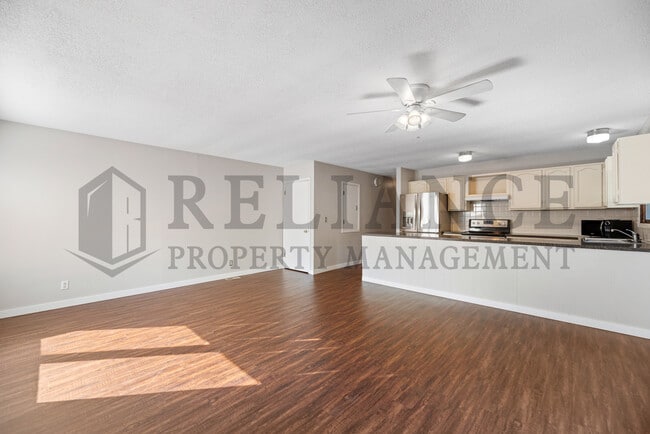 Building Photo - 1511 S Edwards St