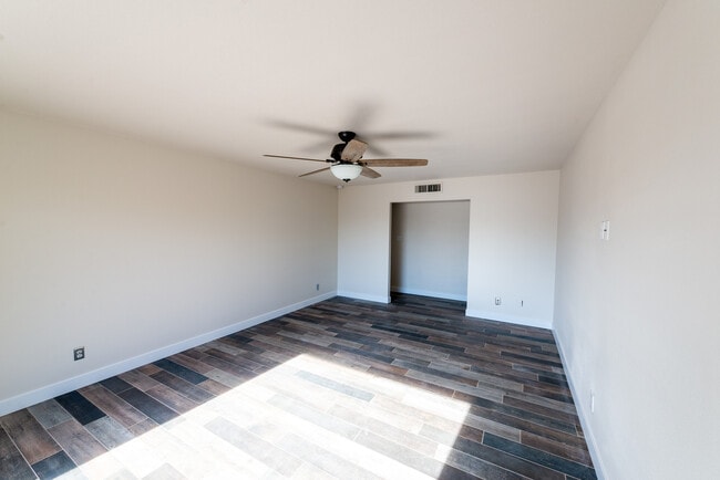 Building Photo - 2607 S Jentilly Ln