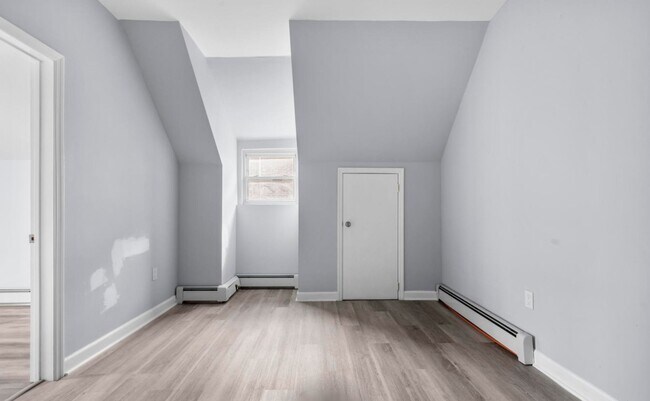 Building Photo - 104 Buena Vista Ave
