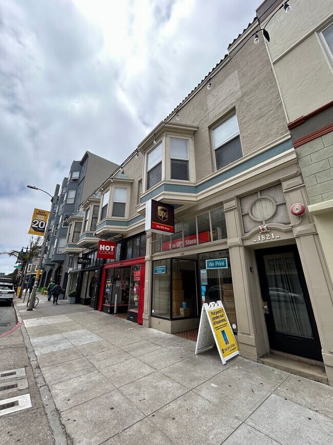 Building Photo - 1821 Polk St