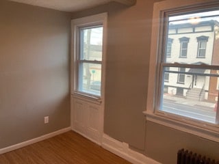 Building Photo - 431 2nd St