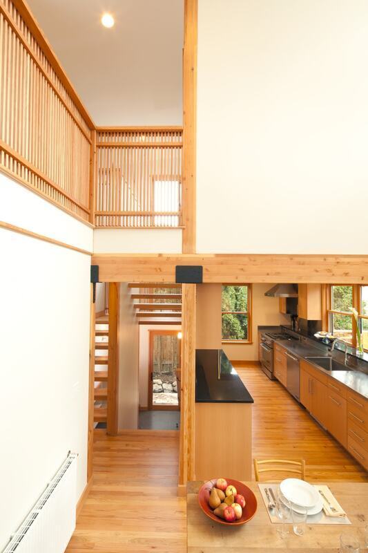 Building Photo - 5707 NE 56th St