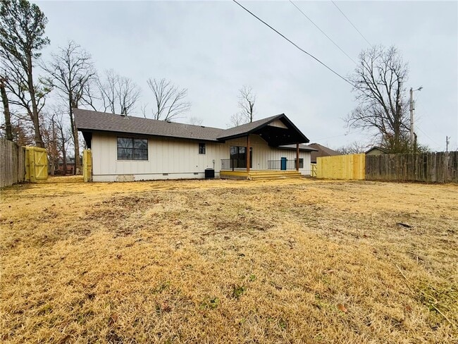 Building Photo - 1304 NW 10th St