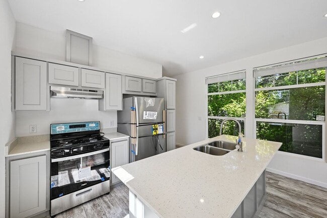 Building Photo - 2291 Guerneville Rd