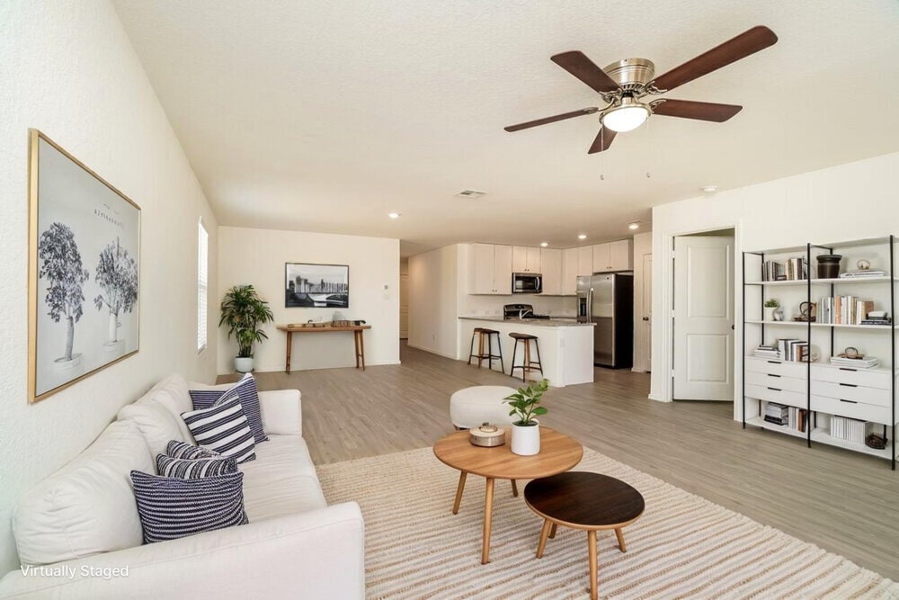 Building Photo - 1221 White Willow