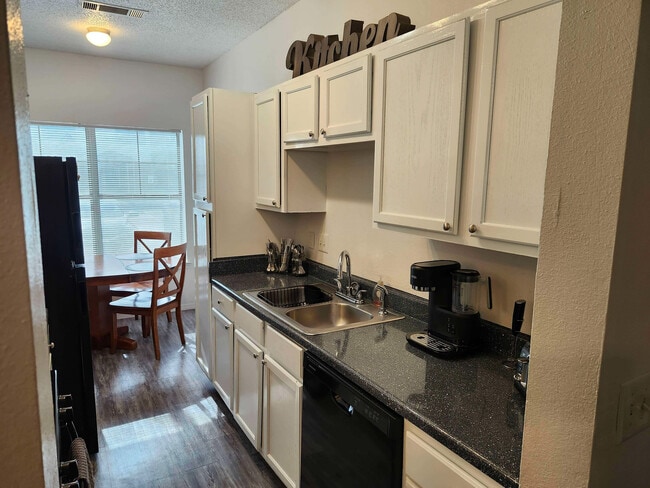 Building Photo - Springdale Estates Apartments