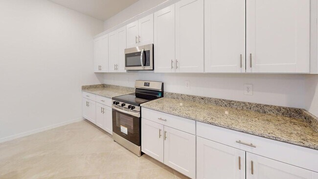 Building Photo - 1548 Sandlewood Cir