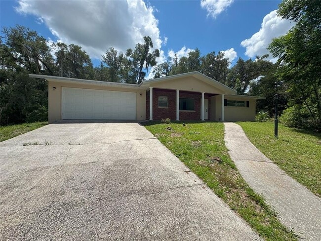 Primary Photo - 135 N Lecanto Hwy