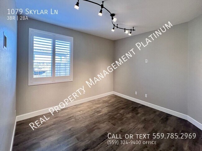 Building Photo - 1079 Skylar Ln