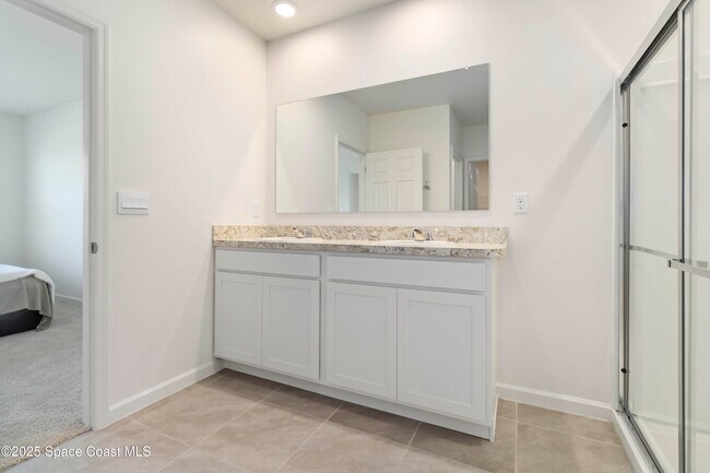 Building Photo - 7144 Topaz Dr