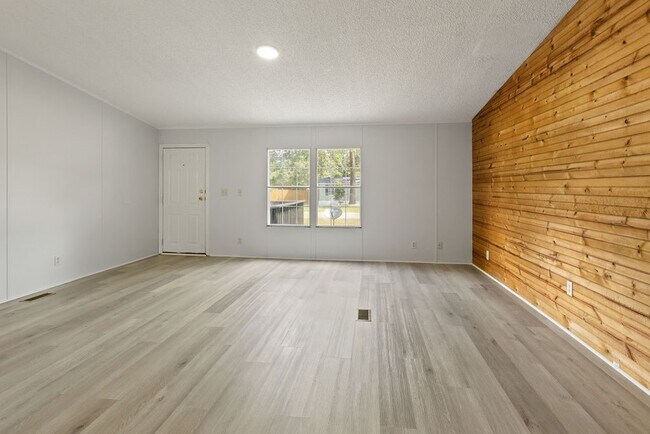 Building Photo - 16474 N Emerson Cir