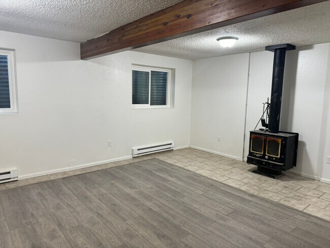 Building Photo - 1820 Copperville Rd