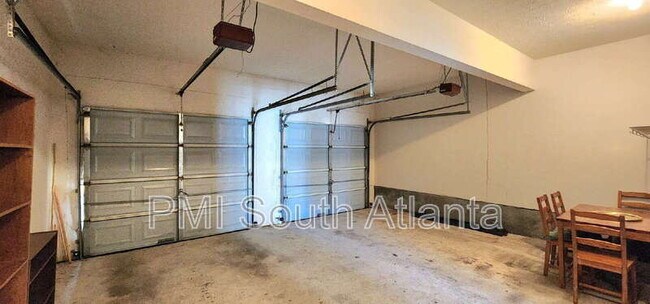 Building Photo - 1219 Quail Hunt Dr