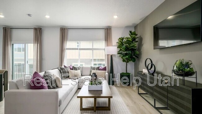 Building Photo - 1565 Charmer Ln