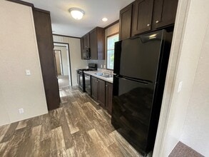 Building Photo - 56 Borman Ave