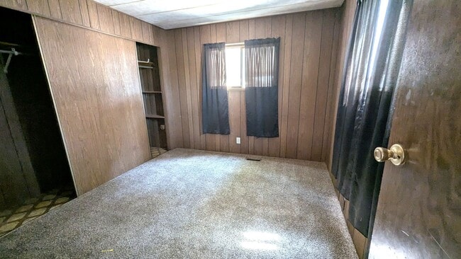 Building Photo - 2 Bedroom 1 Bath Mobile Home