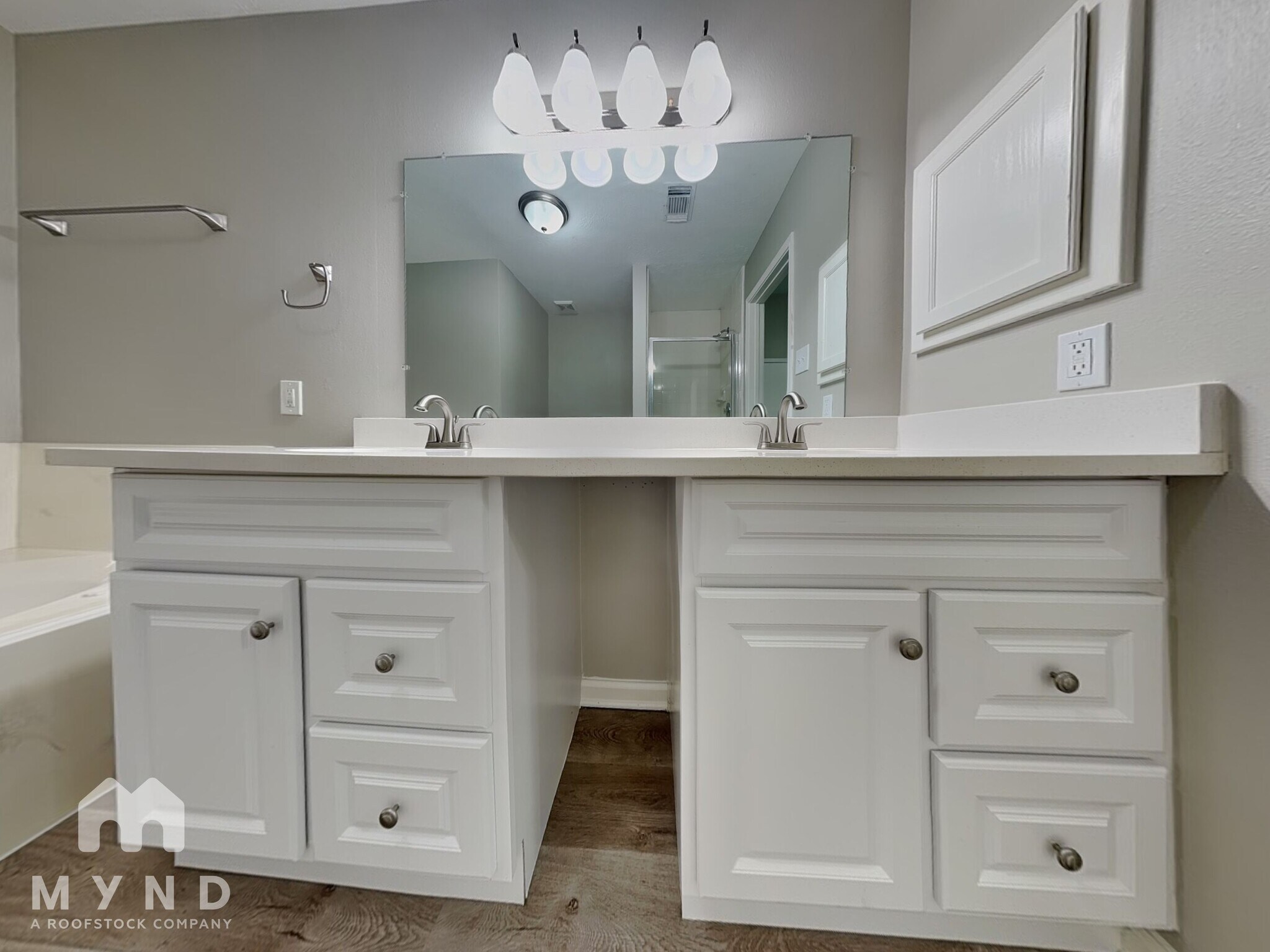 Building Photo - 19806 Azalea Valley Dr