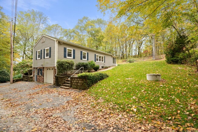 Primary Photo - 87B Cottage Rd