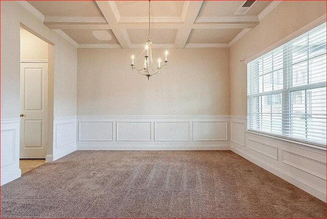 Building Photo - 2508 Fallenleaf Ct NE