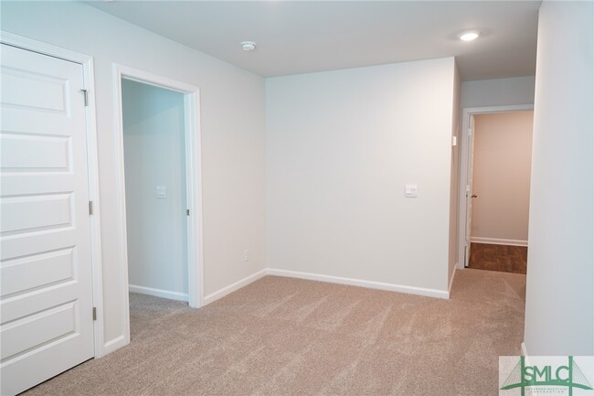 Building Photo - 110 Painted Lady Lp