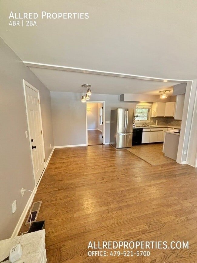 Building Photo - ? Winter Move-In Special: Save Big on Your First 3 Months! ?