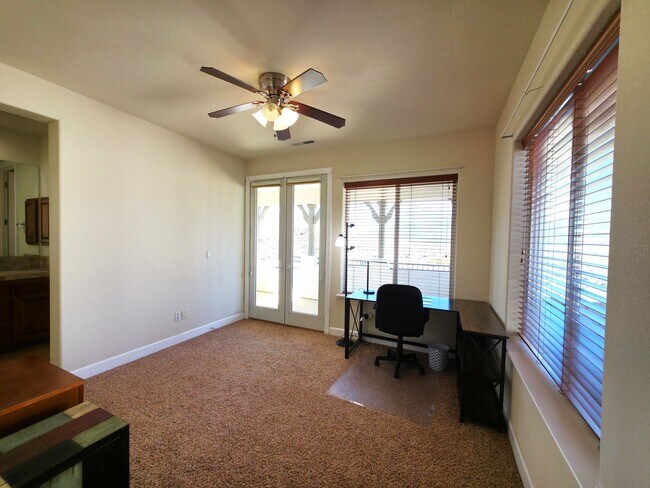 Building Photo - All-Inclusive Executive Luxury in Somerset...